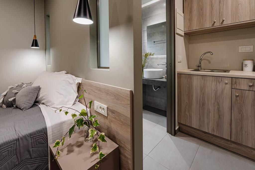 Anemoni Apartment